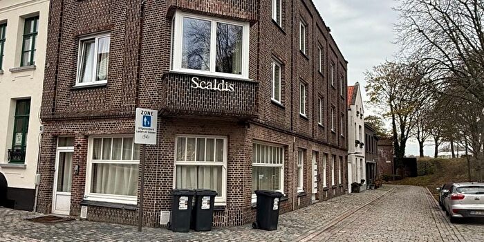 11-kamerappartement te koop in Lillo