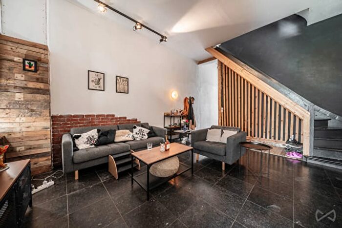 13-kamerhuis te koop in Soignies