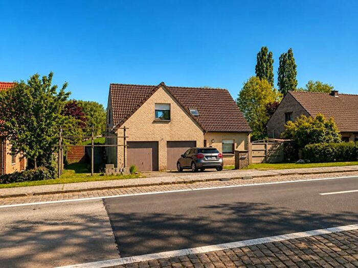 8-kamerhuis te koop in Edingen