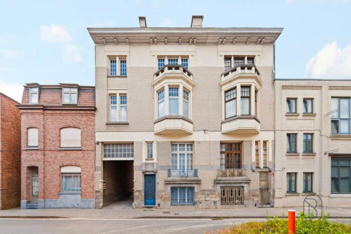 8-kamerhuis te koop in Ronse