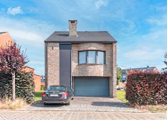 3-kamerhuis te koop in OUD-TURNHOUT