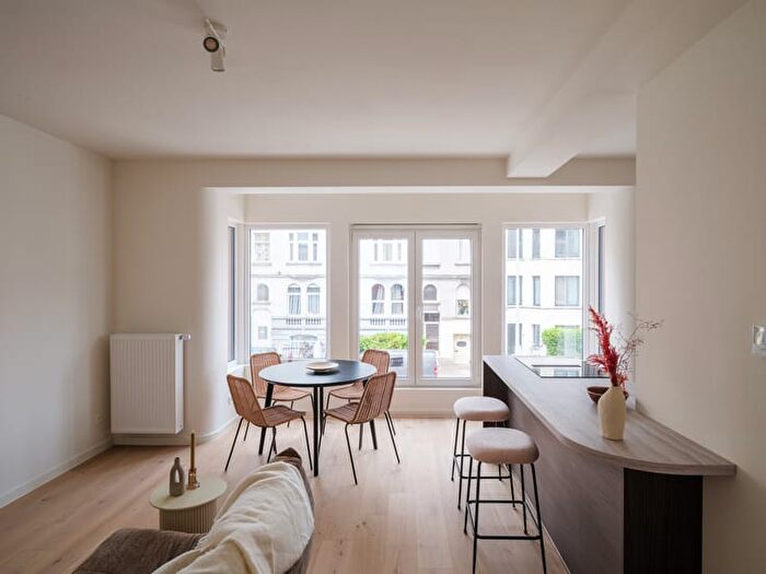 12-kamerappartement te koop in Sint-Amandsberg