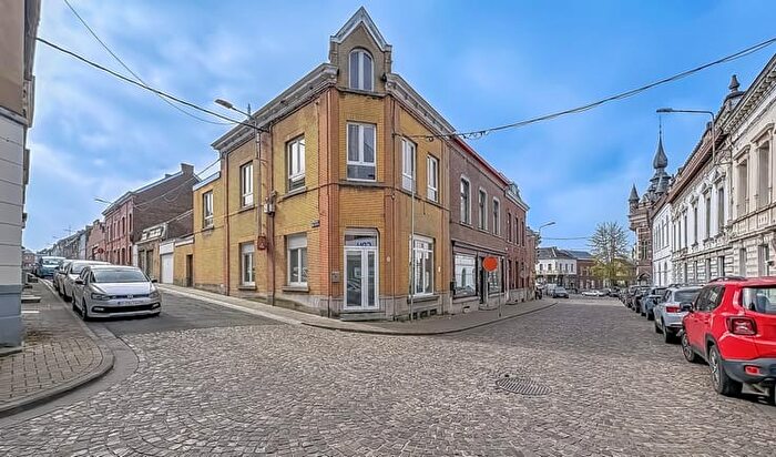 5-kamerhuis te koop in MORLANWELZ-MARIEMONT