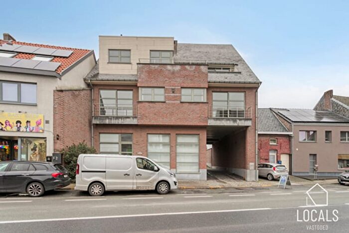 6-kamerhuis te koop in Haaltert