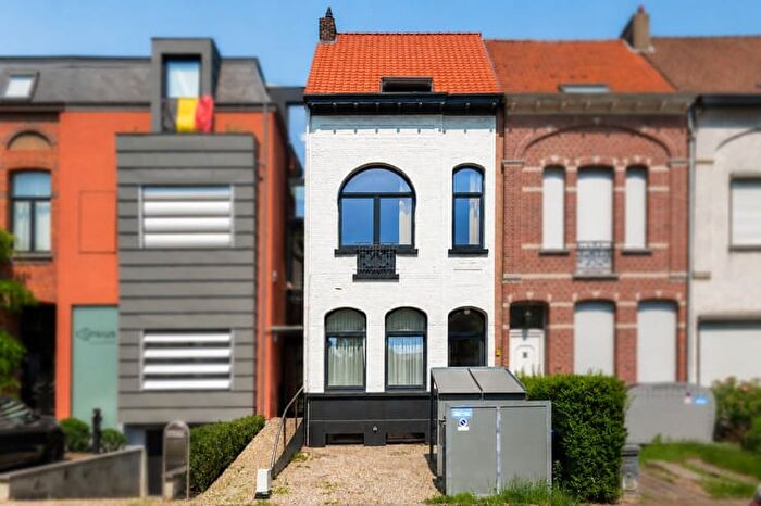 14-kamerhuis te koop in Schoten