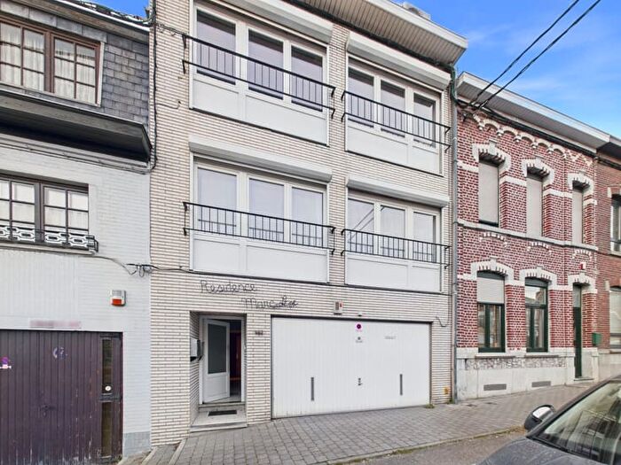 5-kamerhuis te koop in La Louvière Haine-Saint-Paul