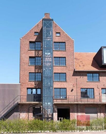 13-kamerappartement te koop in Bilzen-Hoeselt