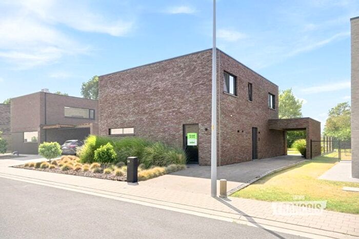 6-kamerhuis te koop in Poperinge