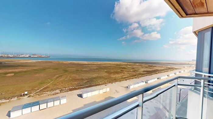 10-kamerappartement te koop in Heist-aan-Zee