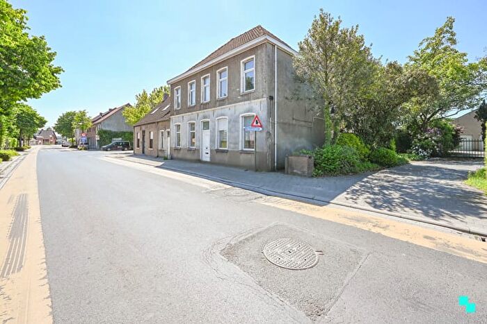 11-kamerhuis te koop in Deerlijk