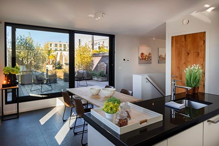 14-kamerappartement te koop in Antwerpen (2050)
