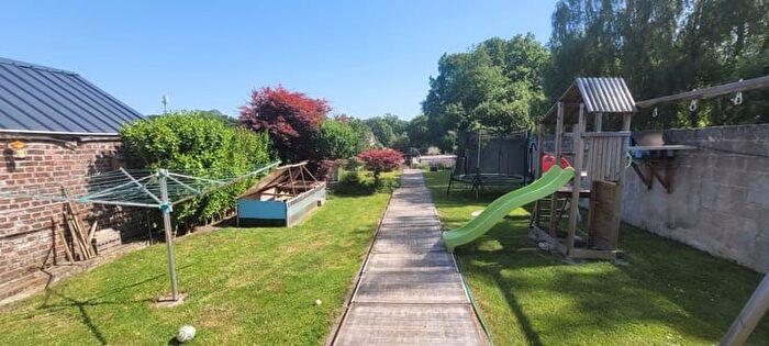 15-kamerhuis te koop in Velaine-sur-Sambre