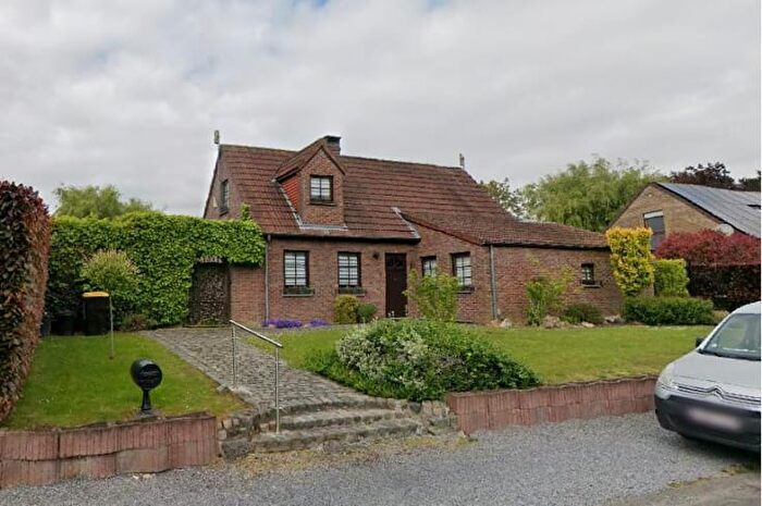 2-kamerhuis te koop in Baudour
