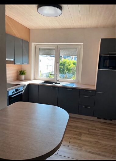 9-kamerhuis te koop in Sambreville