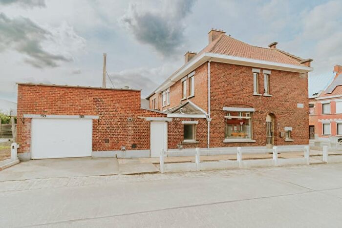 10-kamerhuis te koop in Ronse