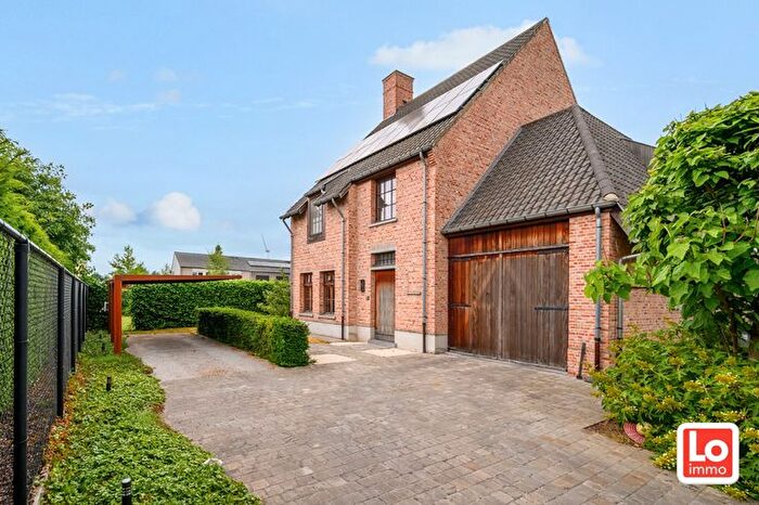 19-kamerhuis te koop in Lochristi