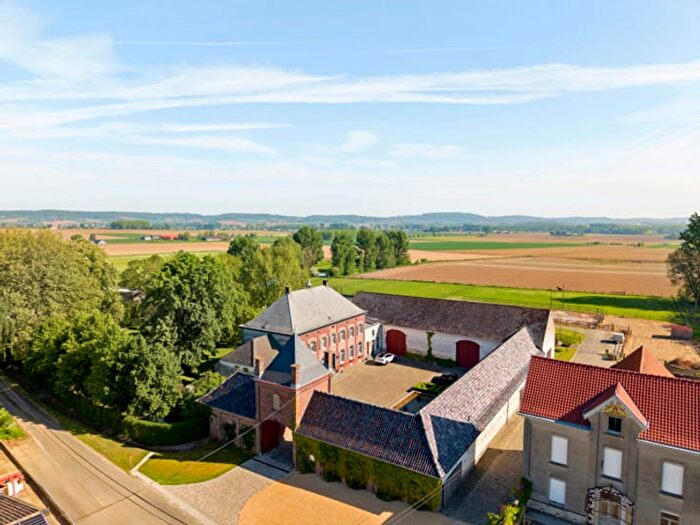 7-kamerhuis te koop in Frasnes-lez-Anvaing