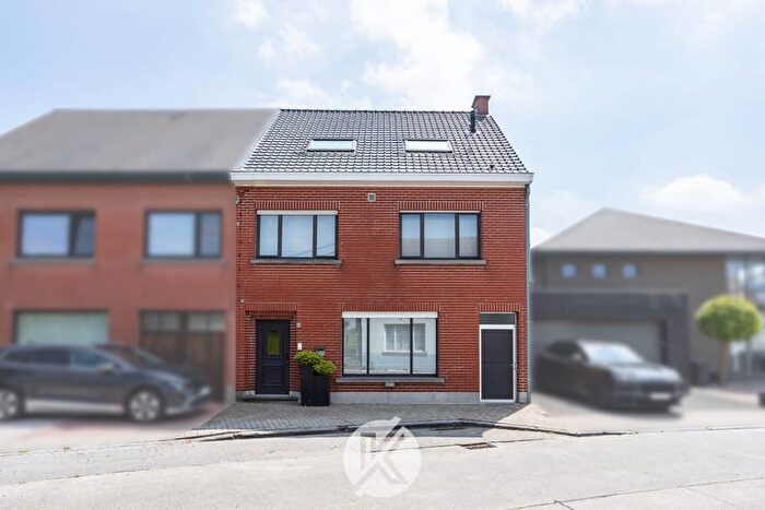 14-kamerhuis te koop in Sint-Lievens-Houtem