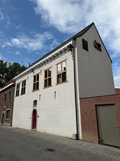 4-kamerhuis te koop in SINT-TRUIDEN