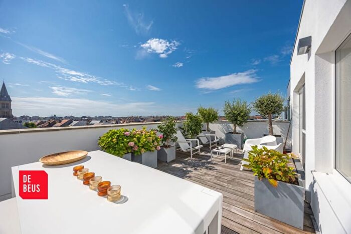 10-kamerappartement te koop in Oostende