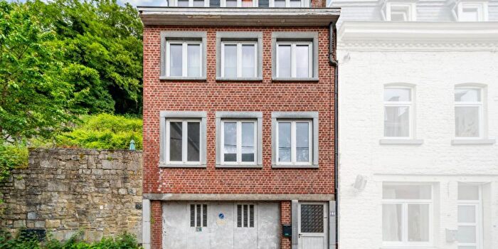 2-kamerhuis te koop in Bouvignes-sur-Meuse