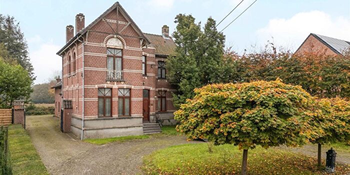 6-kamerhuis te koop in Burcht