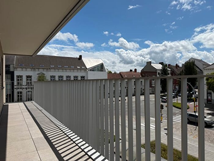 8-kamerappartement te huur in Harelbeke