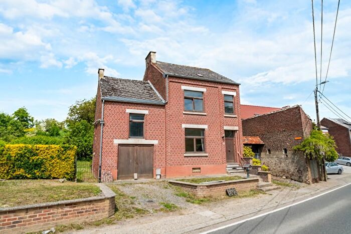 18-kamerhuis te koop in Orp-le-grand