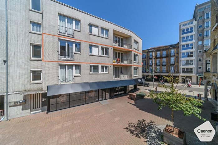 10-kamerappartement te koop in De Panne