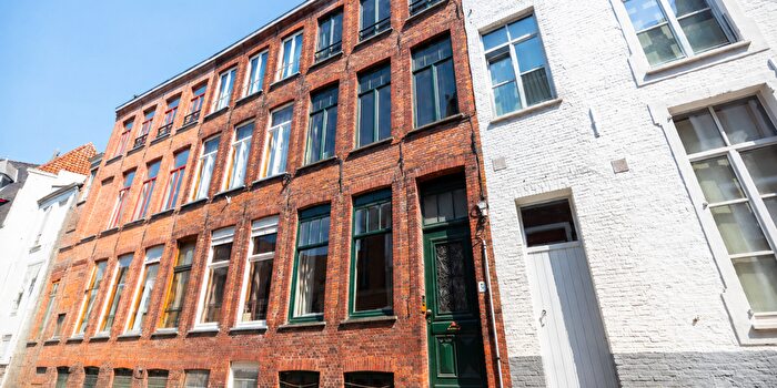 8-kamerhuis te koop in Brugge