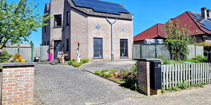 4-kamerhuis te koop in Nieuwerkerken