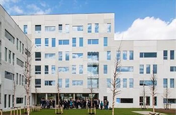 7-kamerappartement te huur in Antwerpen (2000)