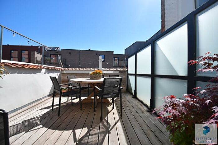 12-kamerappartement te koop in Oedelem