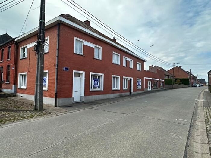5-kamerhuis te koop in Ath Ormeignies