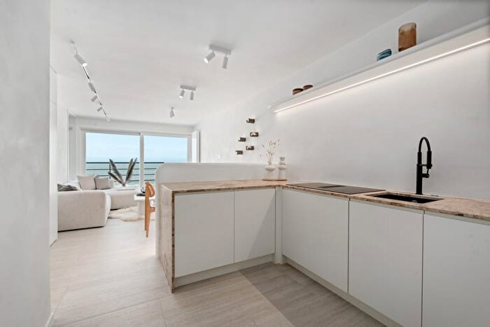 4-kamerappartement te koop in Duinbergen