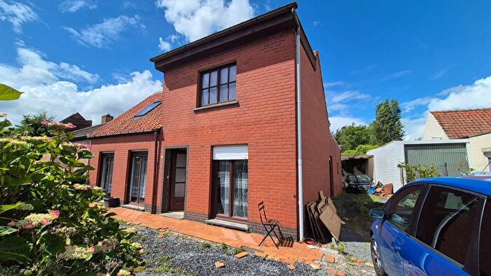 12-kamerhuis te koop in Oostrozebeke