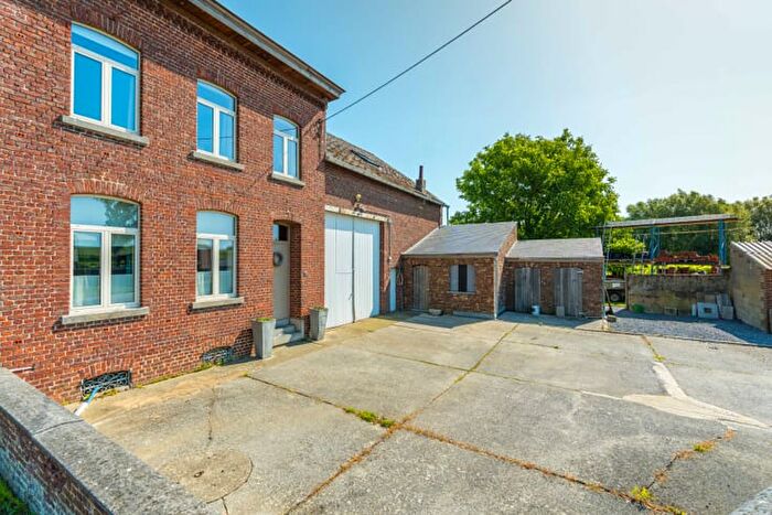 16-kamerhuis te koop in Lincent