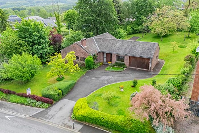 20-kamerhuis te koop in Marche-en-Famenne