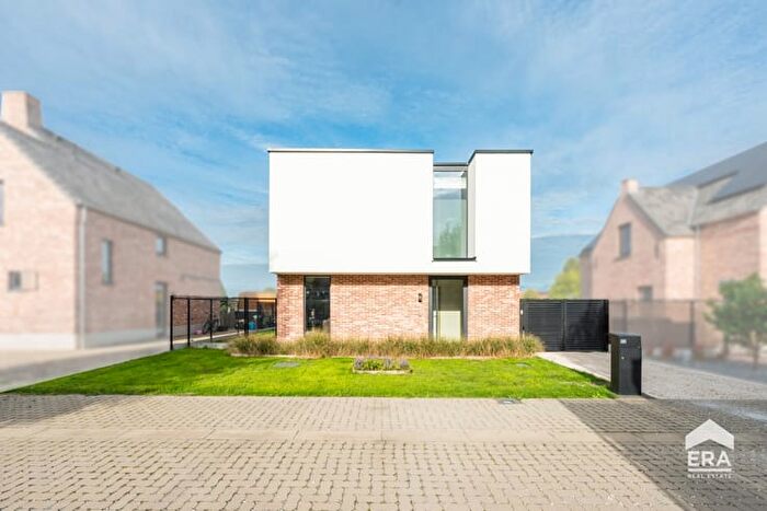 3-kamerhuis te koop in Nieuwerkerken