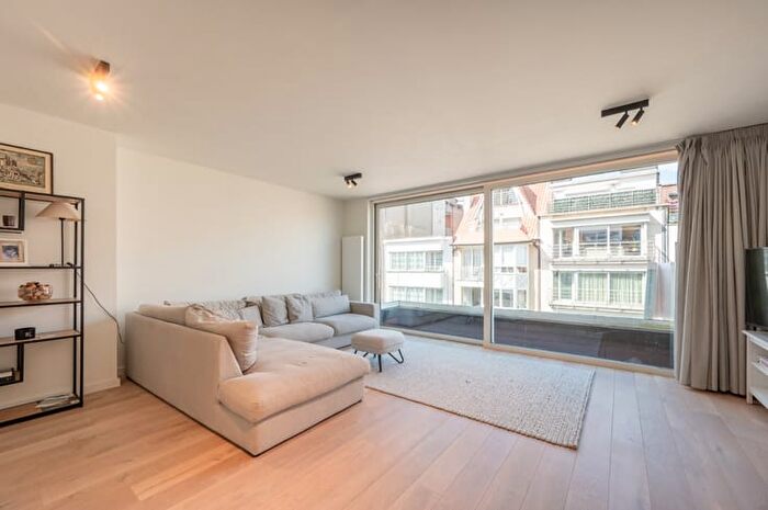 12-kamerappartement te koop in Knokke