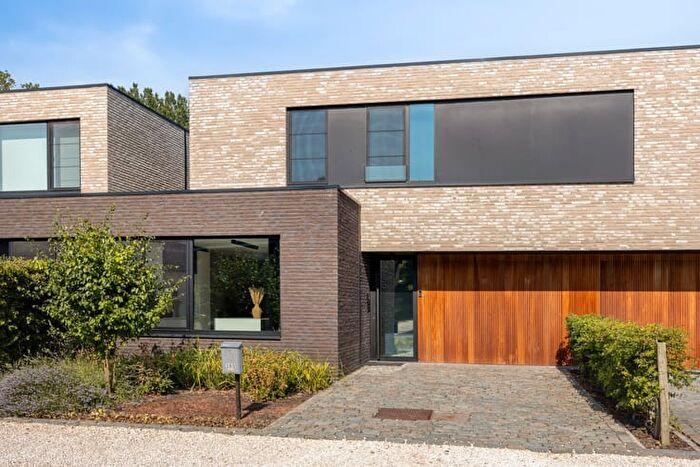 13-kamerhuis te koop in Sint-Truiden