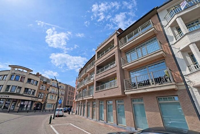 9-kamerappartement te koop in De Panne