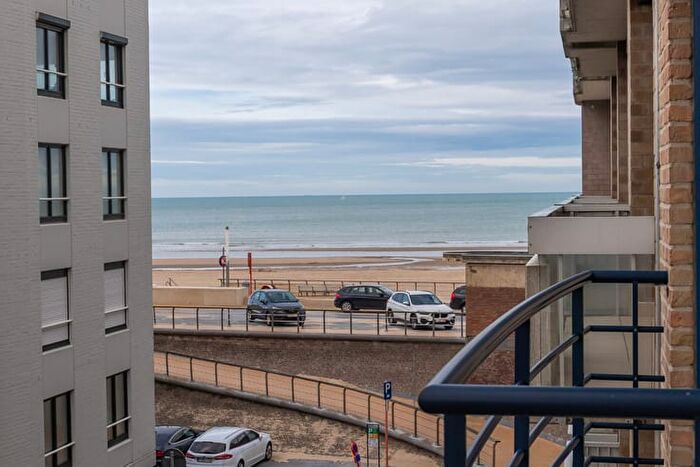 10-kamerappartement te koop in Oostende