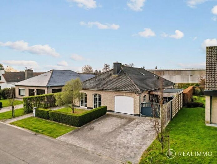 17-kamerhuis te koop in Waregem