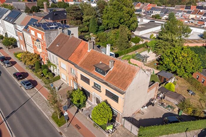 6-kamerhuis te koop in HEMIKSEM