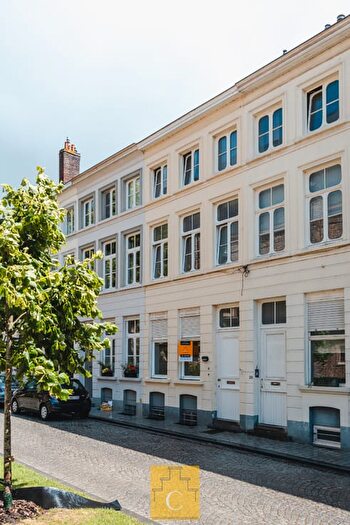 16-kamerhuis te koop in Brugge