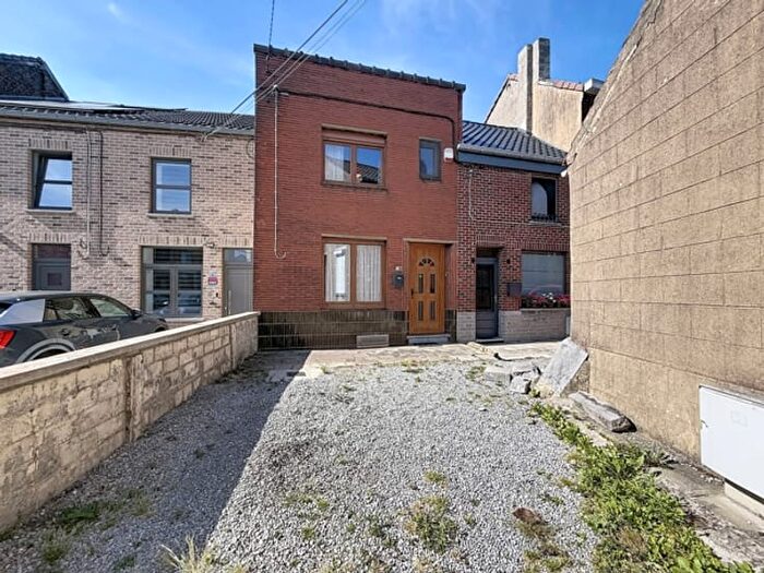 2-kamerhuis te koop in Charleroi Montignies-sur-Sambre