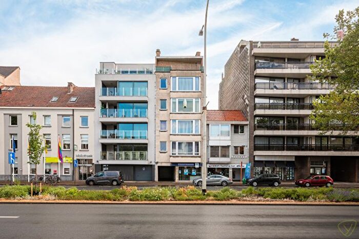 10-kamerappartement te koop in Eeklo