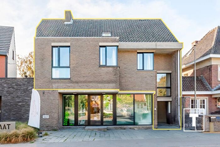 13-kamerappartement te koop in Oosterzele