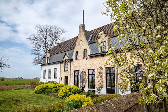 15-kamerhuis te koop in Ramskapelle (8620)